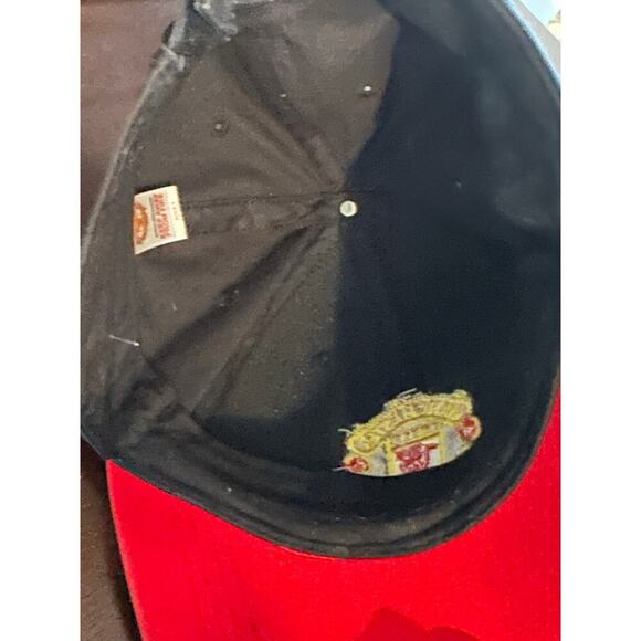 Manchester United Men's Black Adjustable Official Merchandise Soccer Hat Cap - Picture 2 of 7